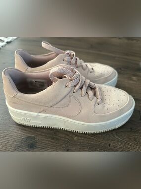 Nike Women's Air Force 1 Sage Low Suede Sneakers - Dusty Pink Size 7.5
